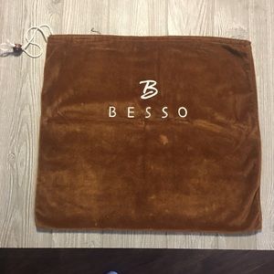 Besso Velvet Bag Cover